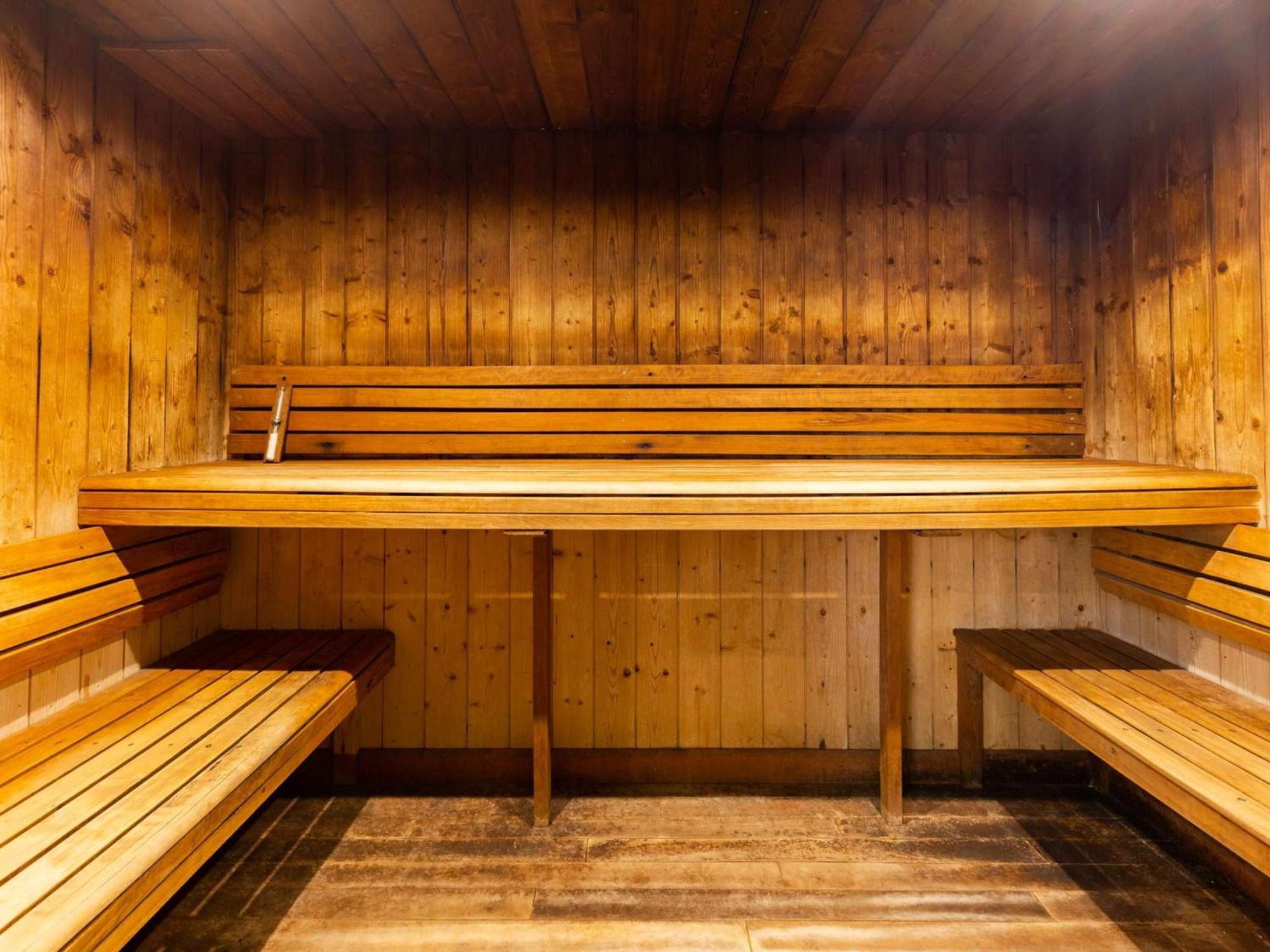 Appartement Duplex Centre Saint-Lary Avec Piscine, Sauna Et Parking - Fr-1-296-395 Eksteriør billede